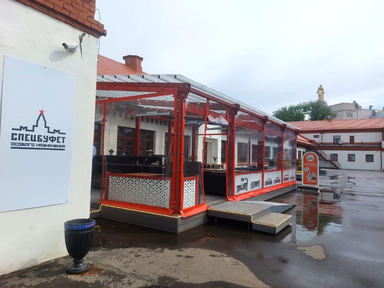 ПВХ шторы для летней террасы кафе в Долгопрудном